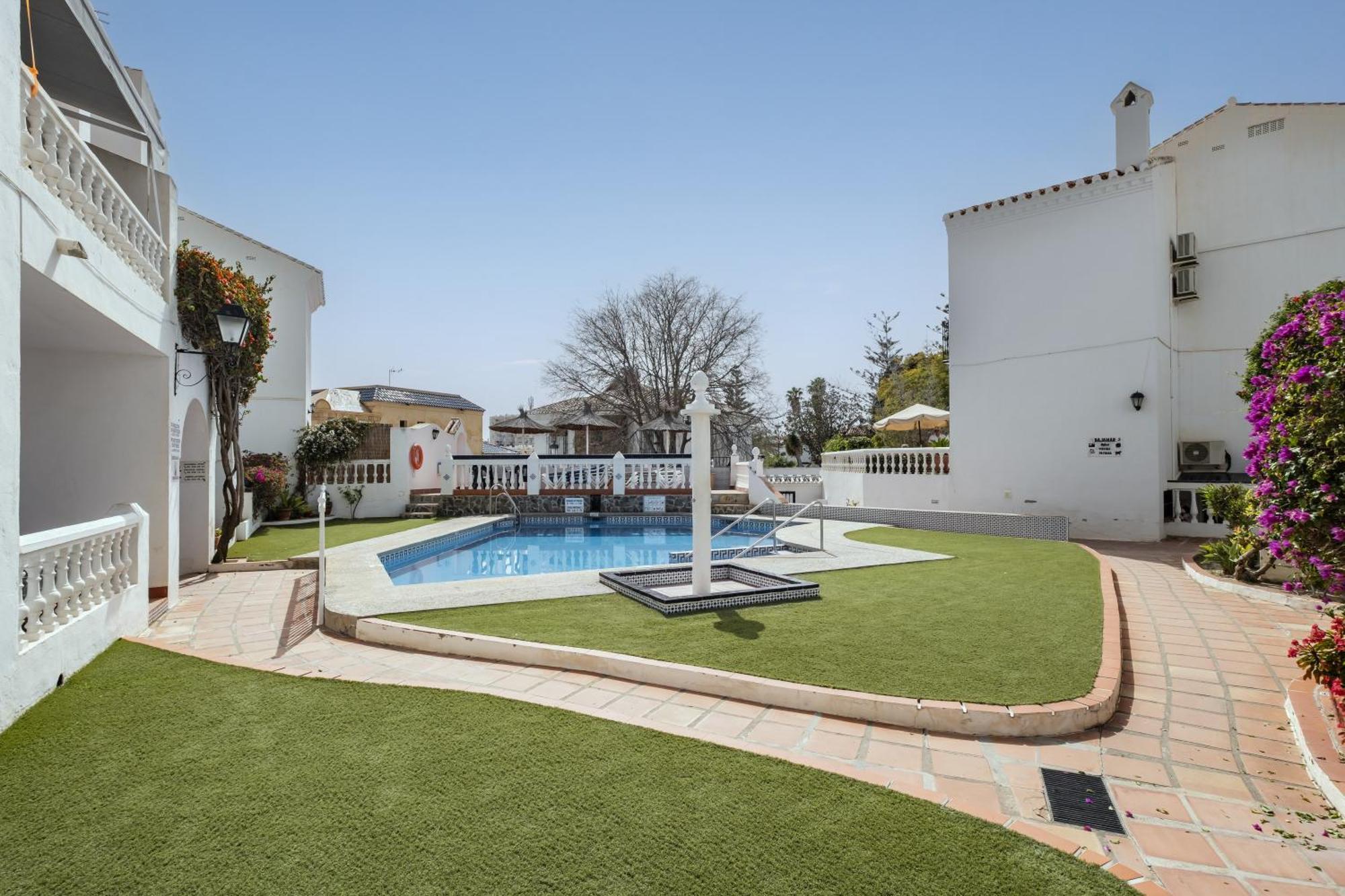 Bright Spacious 1 Bed Apartment Nerja Extérieur photo