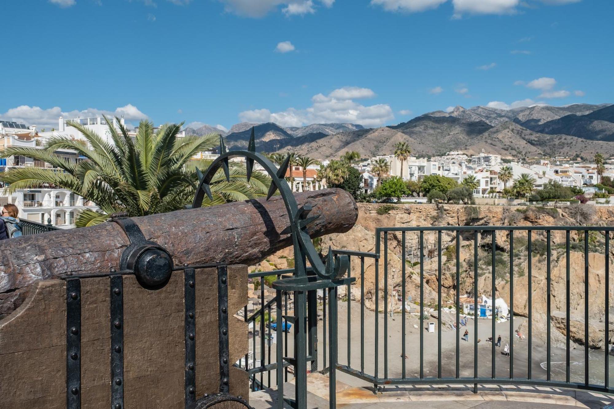 Bright Spacious 1 Bed Apartment Nerja Extérieur photo